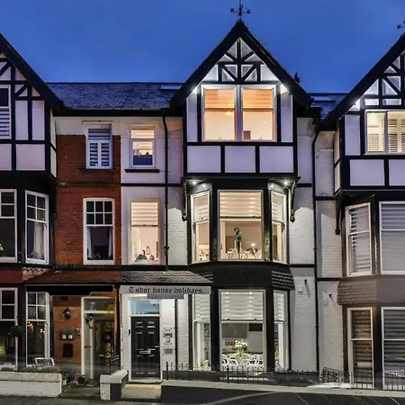 Tudor House Holidays - The For 2 People *